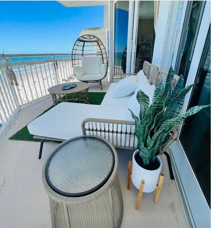 Appartement Oasis 704 Lovely Daytona Ocean Front For 5 Sleeps Up To 12 Daytona Beach