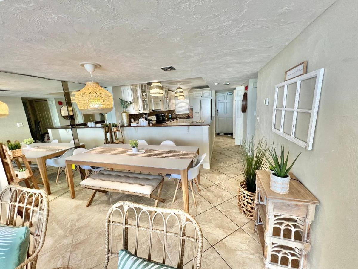 Appartement Oasis 704 Lovely Daytona Ocean Front For 5 Sleeps Up To 12 Daytona Beach